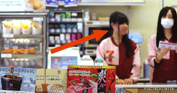 あんぱんと牛乳をコンビニでレジに持って行った すると 研修中の女の子がこの一言 その一言とは これ見た